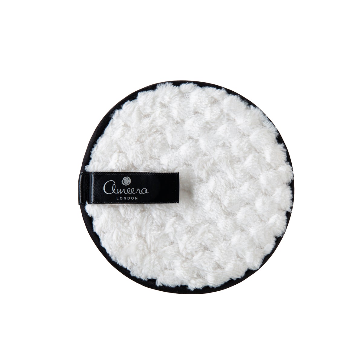 Ameera London's makeup remover pad quickly and easily removes makeup, with It's micro fiber cloth and some pure Rose water or our Liquid Gold pure Argan oil, or water only. It;s non-toxic , reusable and alternative source to wipes. It replaces up to 500 single-use makeup wipes.No need to scrub or rub, our makeup remover pad is perfect for sensitive and Blemish-prone skin.